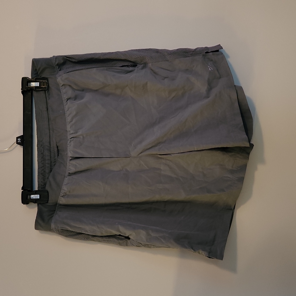 DSG shorts sz L